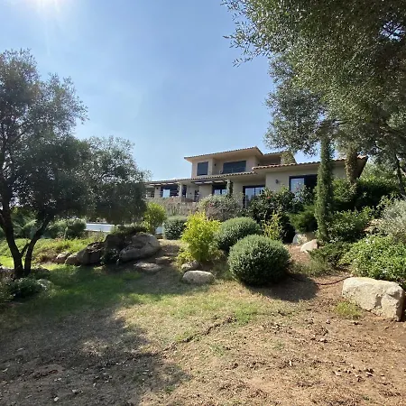 Magnifique Vue Mer Avec Piscine A Debordement Et Pool House