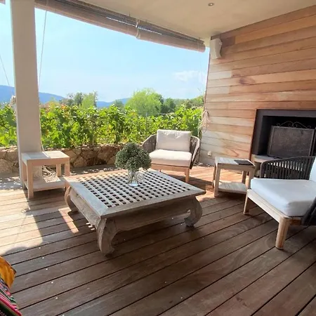 Magnifique Vue Mer Avec Piscine A Debordement Et Pool House