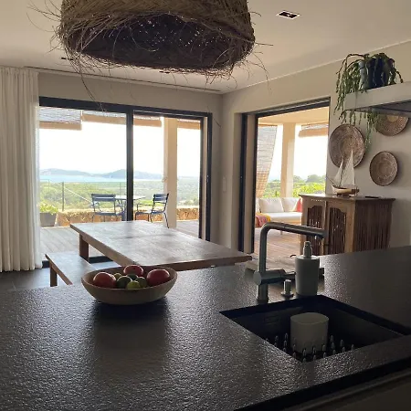 Magnifique Vue Mer Avec Piscine A Debordement Et Pool House Sainte-Lucie de Porto-Vecchio