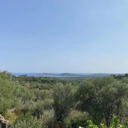 Magnifique Vue Mer Avec Piscine A Debordement Et Pool House Vila