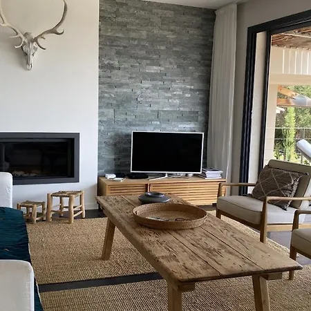 Magnifique Vue Mer Avec Piscine A Debordement Et Pool House *