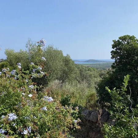 Magnifique Vue Mer Avec Piscine A Debordement Et Pool House *