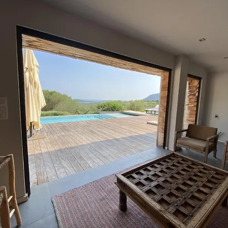 Vila Magnifique Vue Mer Avec Piscine A Debordement Et Pool House Sainte-Lucie de Porto-Vecchio